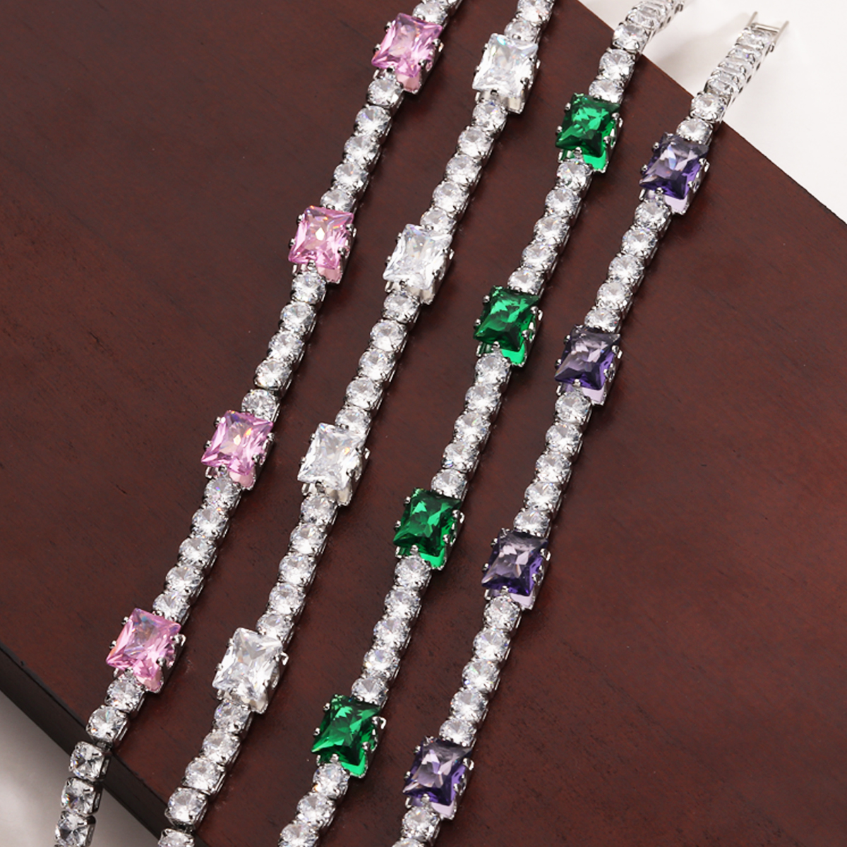 【New Arrival】Vintage Emerald Rectangular Platinum-Plated Copper Bracelet Full Zircon Square Diamond Platinum Crystal Geometric Claw Setting Tennis Chain (Full Diamond Chain) 2