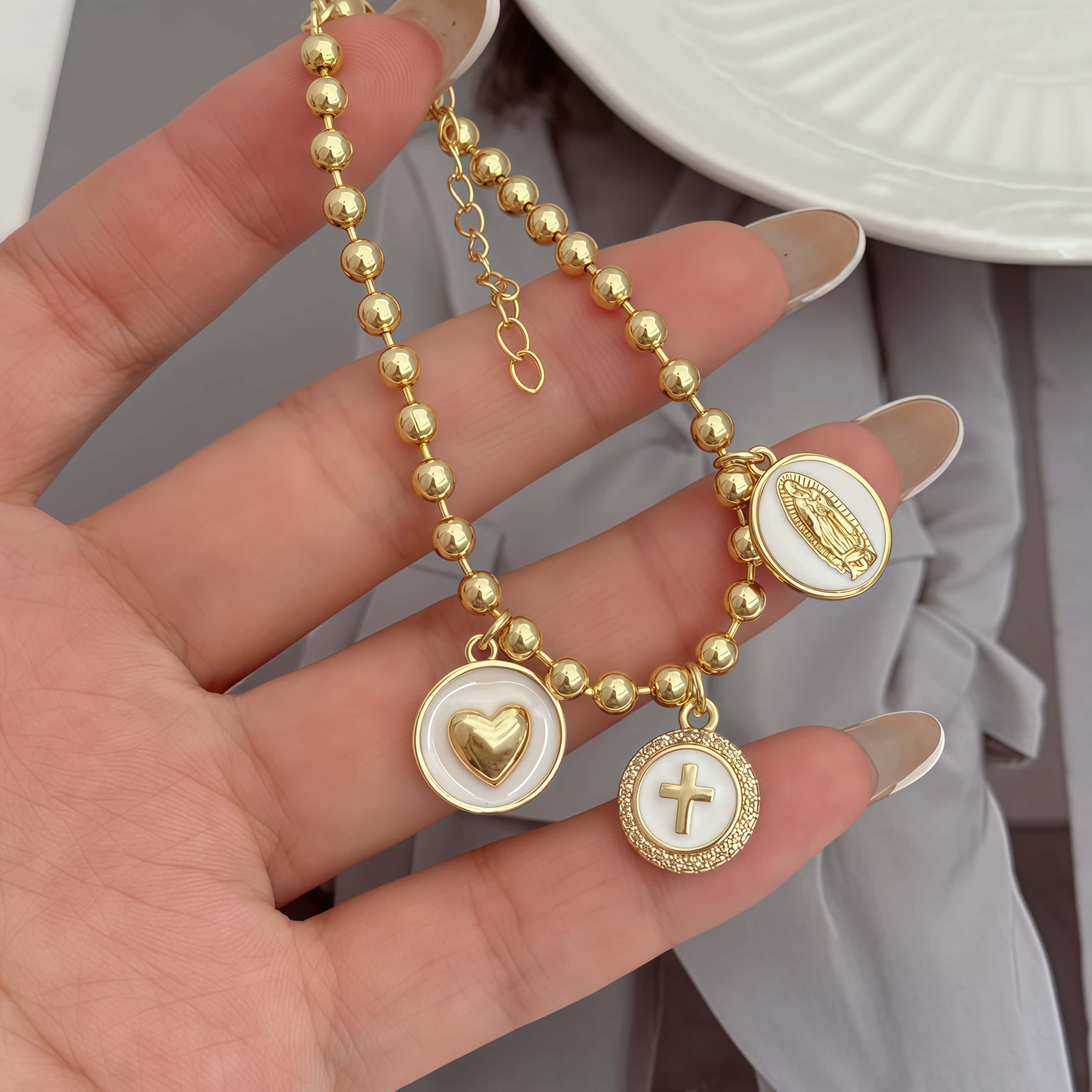 1 Fashion Oil Drop Style Heart/Virgin/Cross Round Tag Bracelet Adjustable Length Religious Bracelet Copper Plated With 18K Gold Unisex Suitable For Daily/Travel/Commute/Date Wear 4