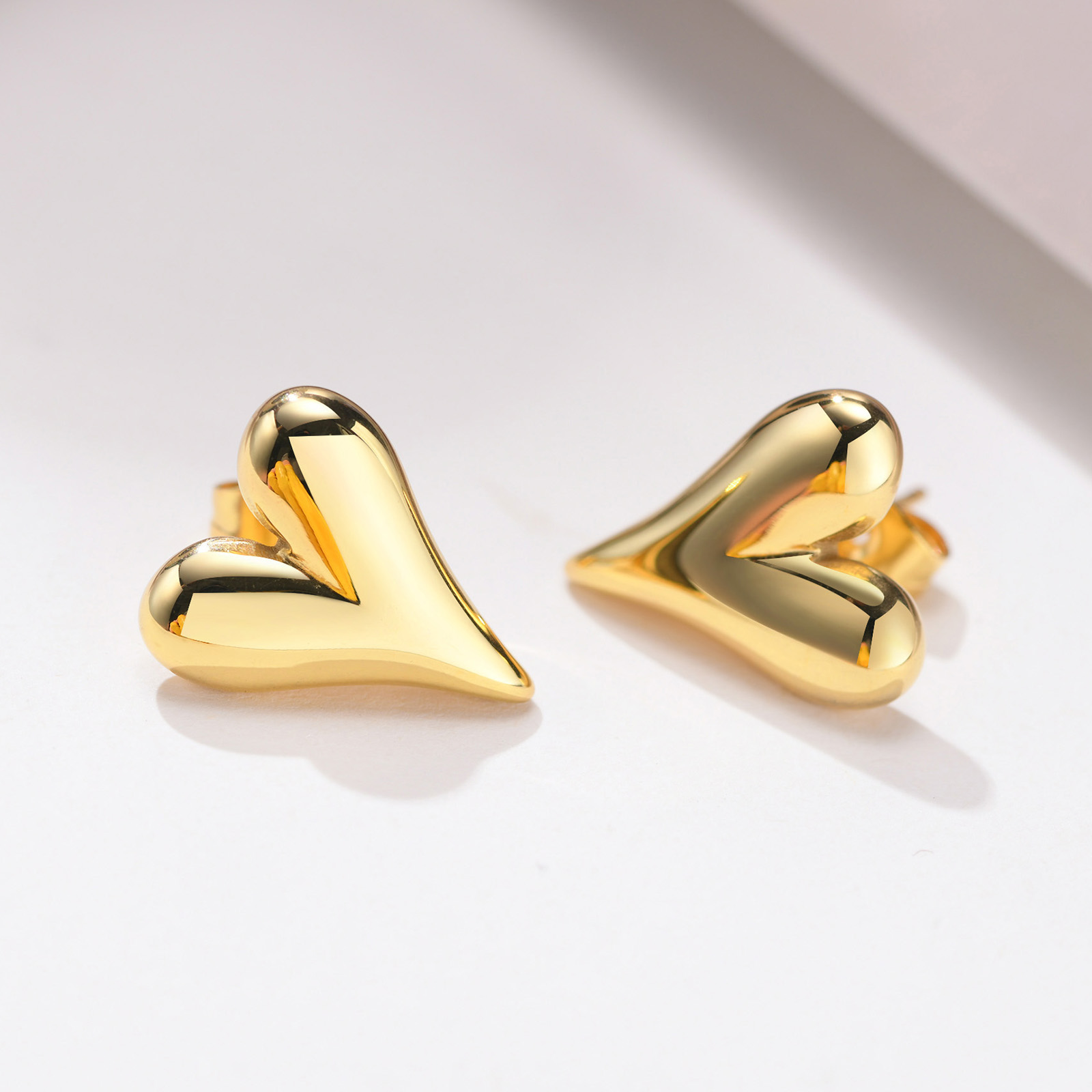 Heart Shape Waterproof Non Tarnish Gold Earrings For Women In Casual Style With 201 Stainless Steel Material 3