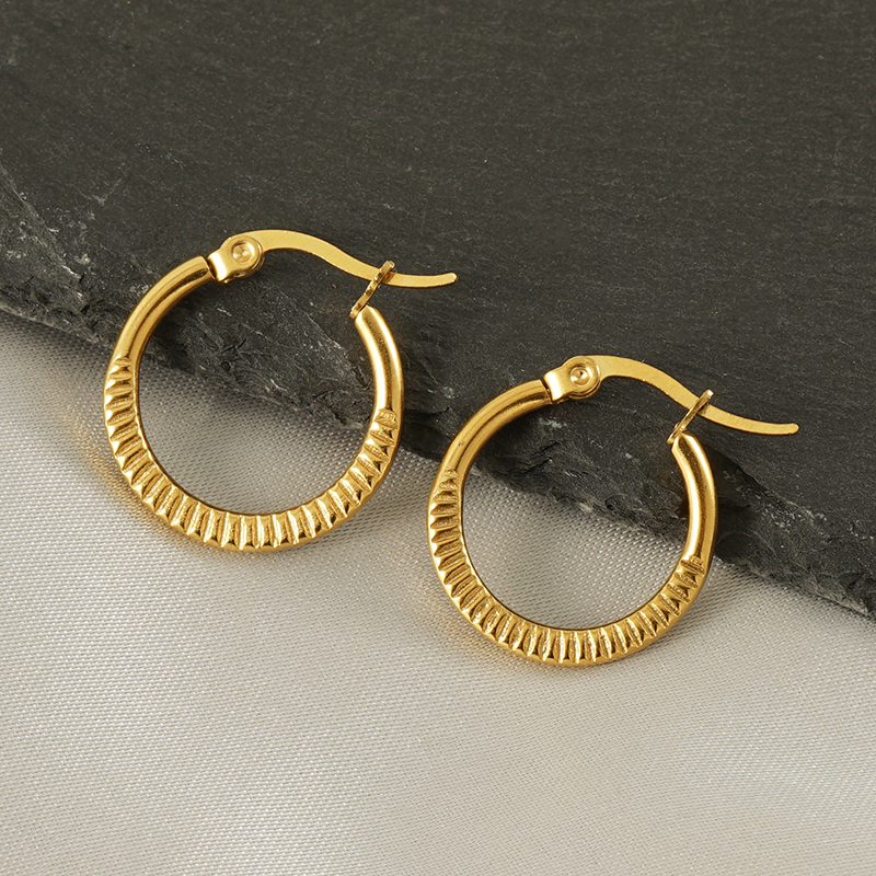 Round Hoop Earrings For Women In 304 Stainless Steel With 18K Gold Plated PVD Coating And Stone-Free Inlay 4