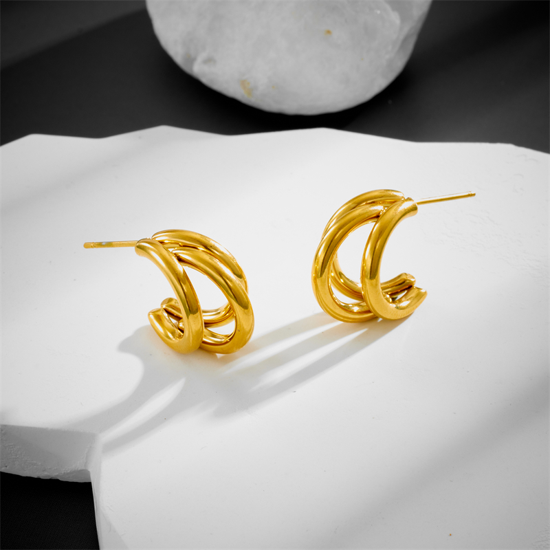 C Shape Stud Earrings For Women In 304 Stainless Steel With Electroplated 18K Real Gold Plated Finish And 0.03µm-0.05µm PVD Coating 3