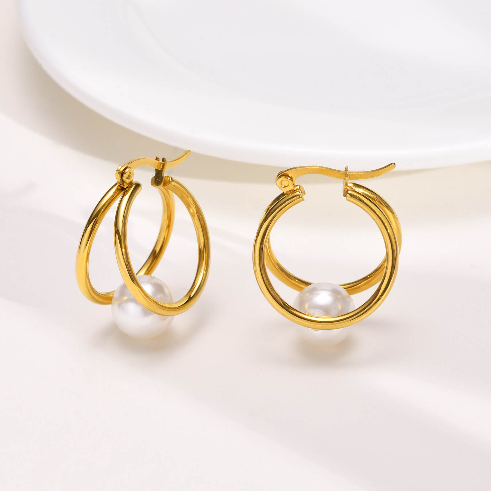 Waterproof Non Tarnish Circle Earrings For Women, 304 Stainless Steel With Real Gold Plated PVD Coating And Pearl Inlay