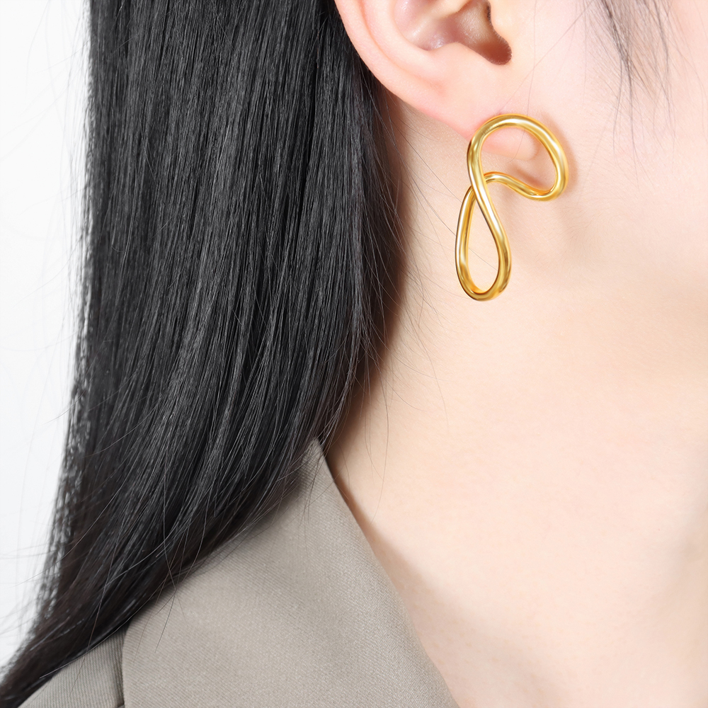 Irregular Waterproof Non Tarnish Earrings For Women In Titanium Steel With Real Gold Plated PVD Coating 3