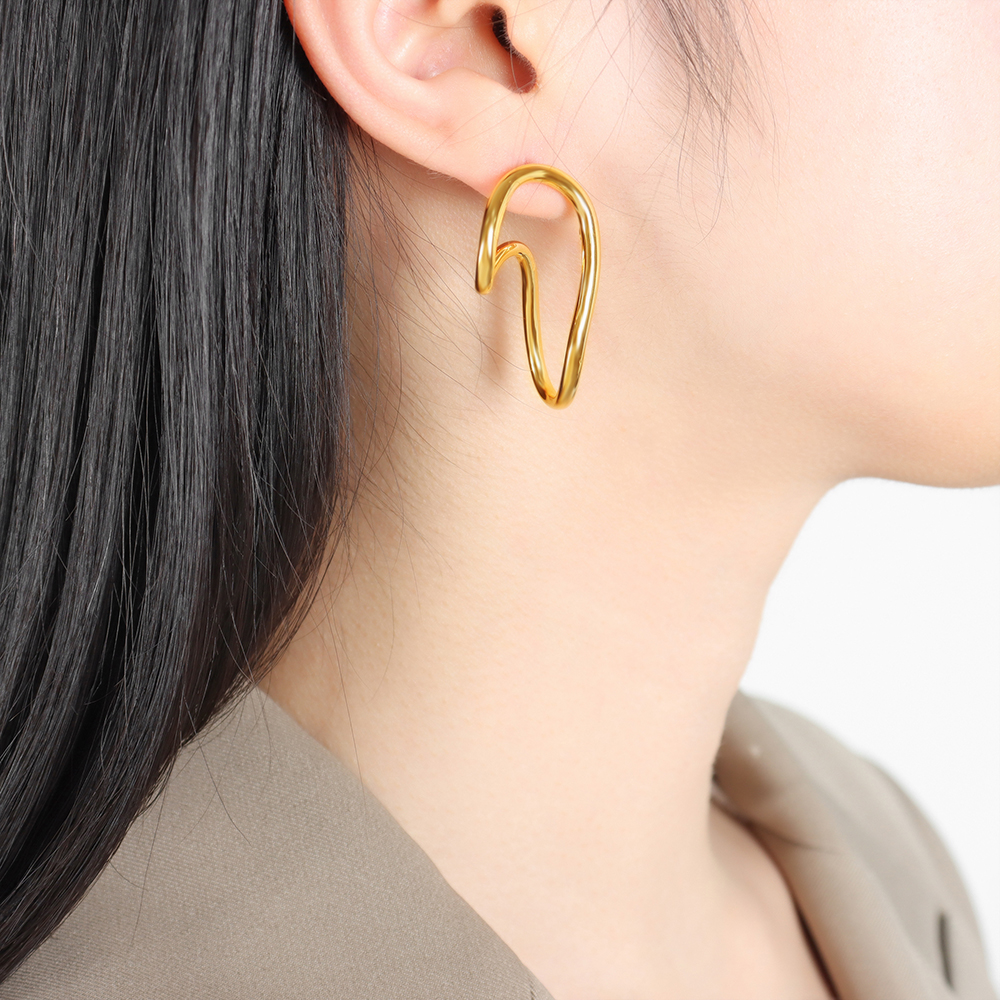 Irregular Waterproof Non Tarnish Earrings For Women In Titanium Steel With Real Gold Plated PVD Coating 5