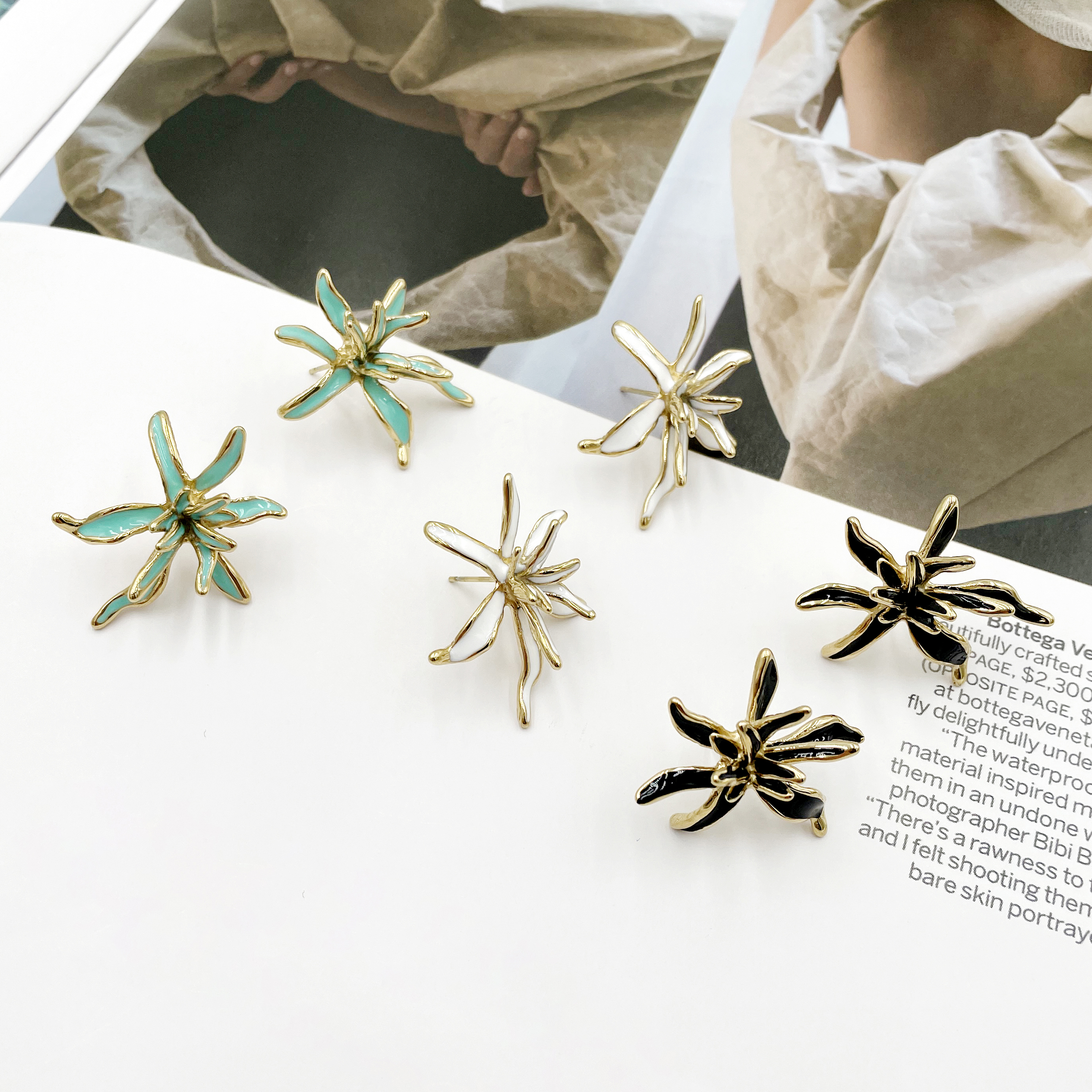 Waterproof Non Tarnish Flowers Stud Earrings For Women In 304 Stainless Steel With PVD Coated Real Gold Plated Finish