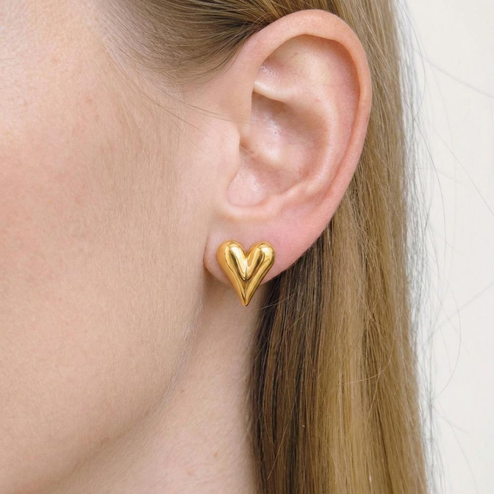 Heart Shape Stud Earrings For Women, 18K Gold Plated With 0.03µm-0.05µm PVD Coated 304 Stainless Steel