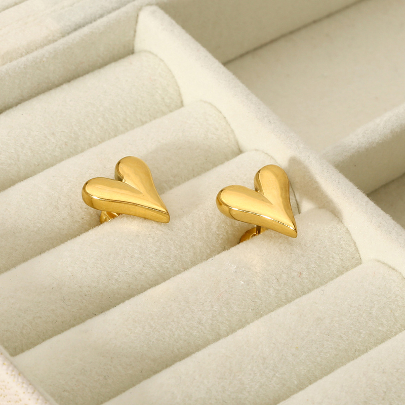 Heart Shape Stud Earrings For Women, 18K Gold Plated With 0.03µm-0.05µm PVD Coated 304 Stainless Steel 5