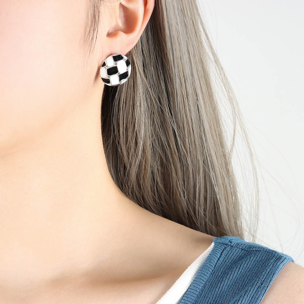 Heart Shape Earrings For Women With 18K Gold Plated 304 Stainless Steel Featuring PVD Coated Plating 4