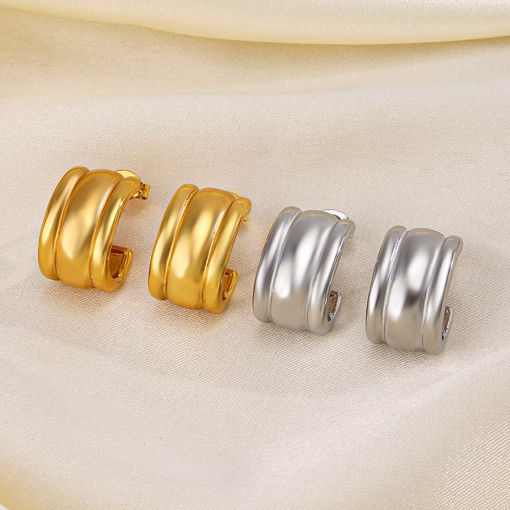 C Shape Earrings For Women Featuring 18K Gold Plated PVD Vacuum Plating And 304 Stainless Steel Posts