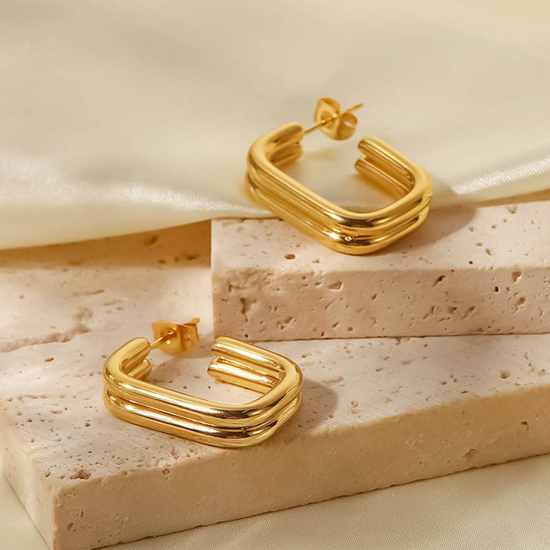 Women’s C Shape Stud Earrings In 304 Stainless Steel With 18K Real Gold Plated PVD Coating, Stone-Free Inlay 3