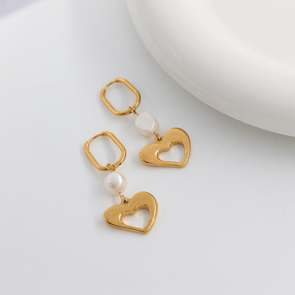 Retro Heart Shape Dangling Earrings With Pearl Design For Women, Stainless Steel Drop Earrings, 1 Pair 3