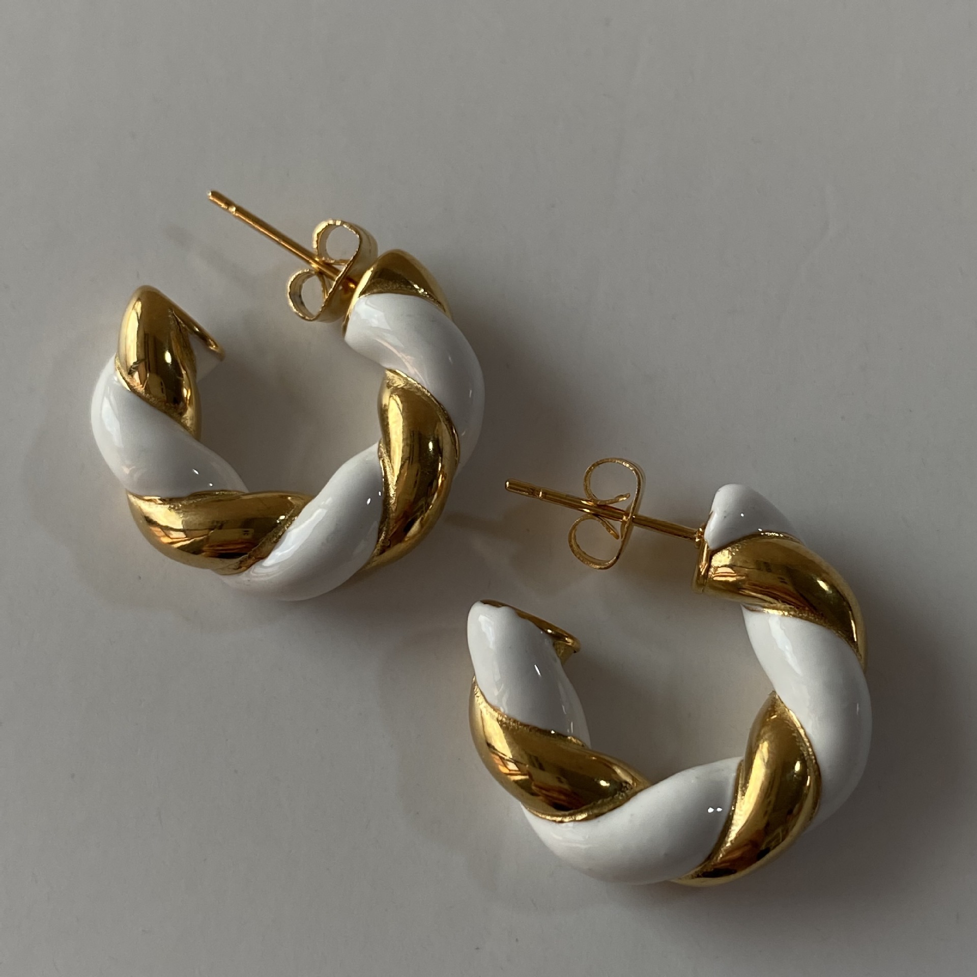 Twist Earrings For Women In 304 Stainless Steel With Gold Plated Design Featuring Durable Plating Material 4