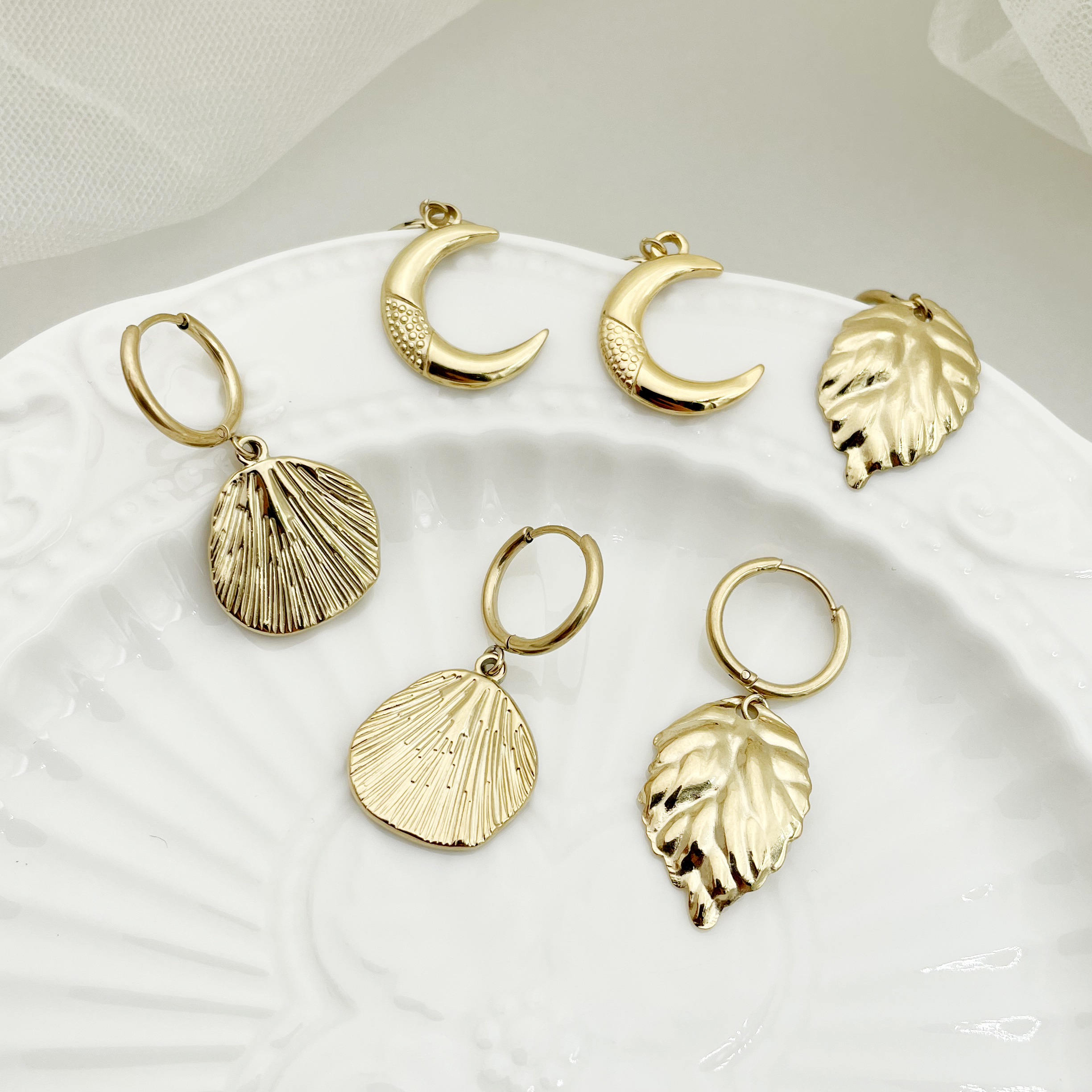 Animal Pattern Earrings For Women Featuring 14K Gold Plated PVD Vacuum Plating And Durable 304 Stainless Steel Posts 3