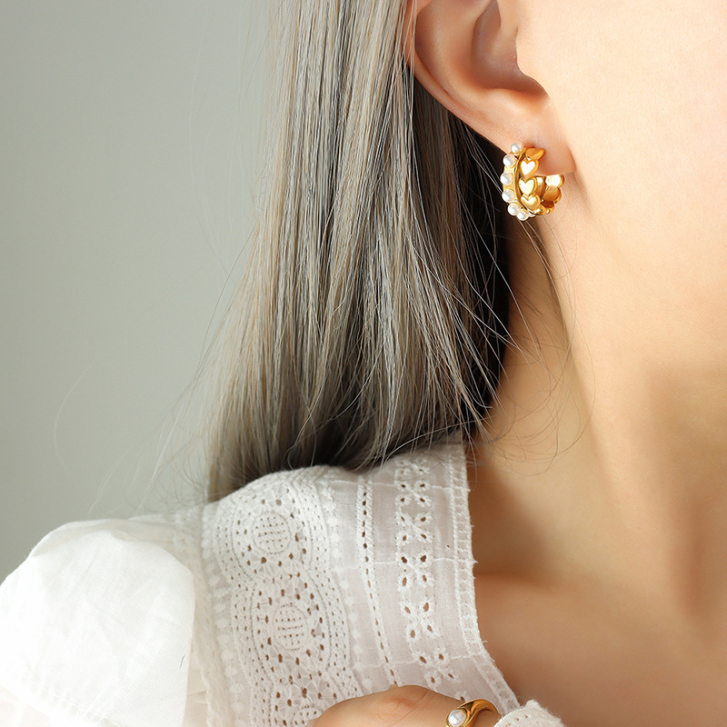 C Shape Titanium Steel Earrings For Women With Electroplated Finish And Artificial Pearl Inlay 4