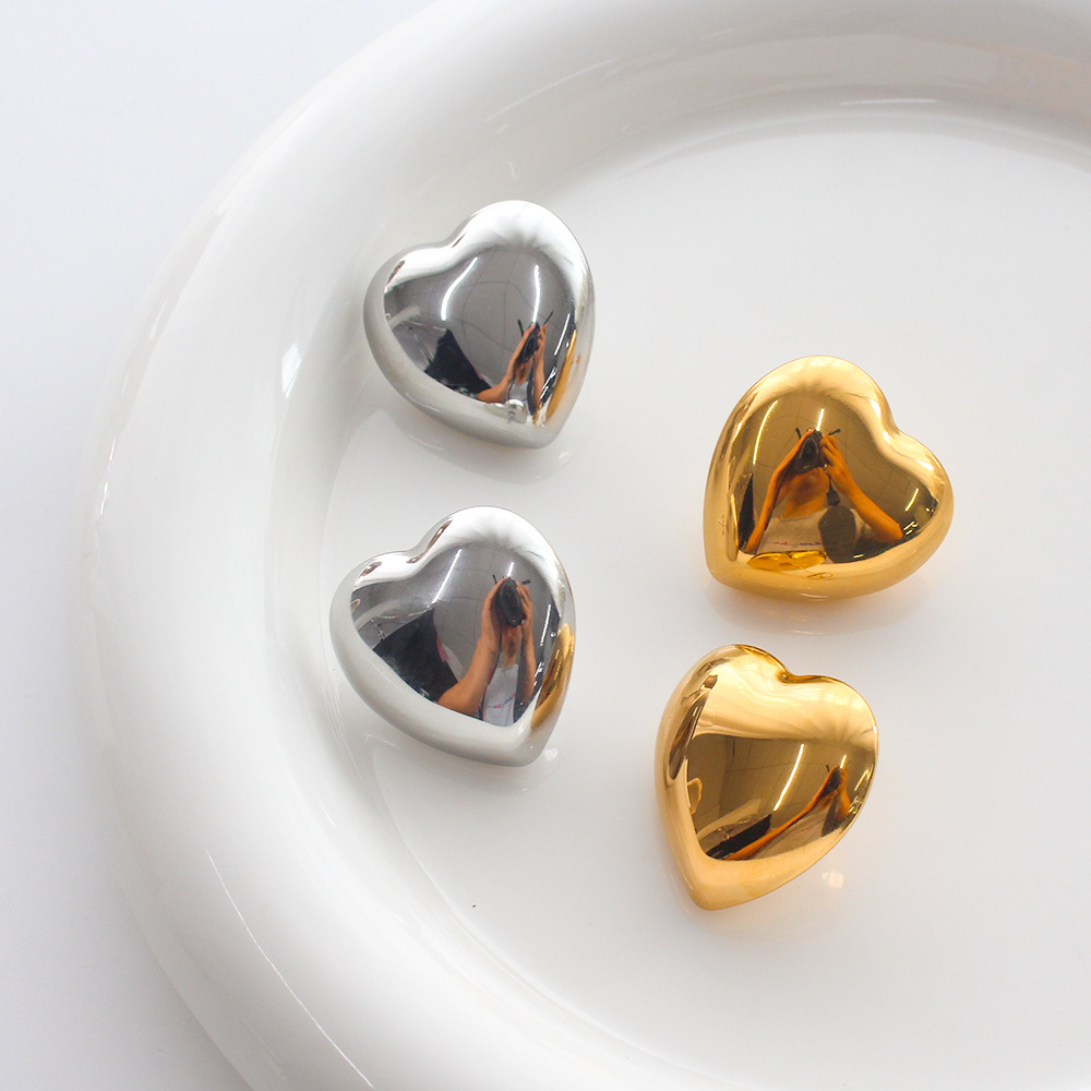 Heart Shape Waterproof Non Tarnish Earrings For Women, 18K Gold Plated With PVD Coated 316 Stainless Steel Stud Earrings