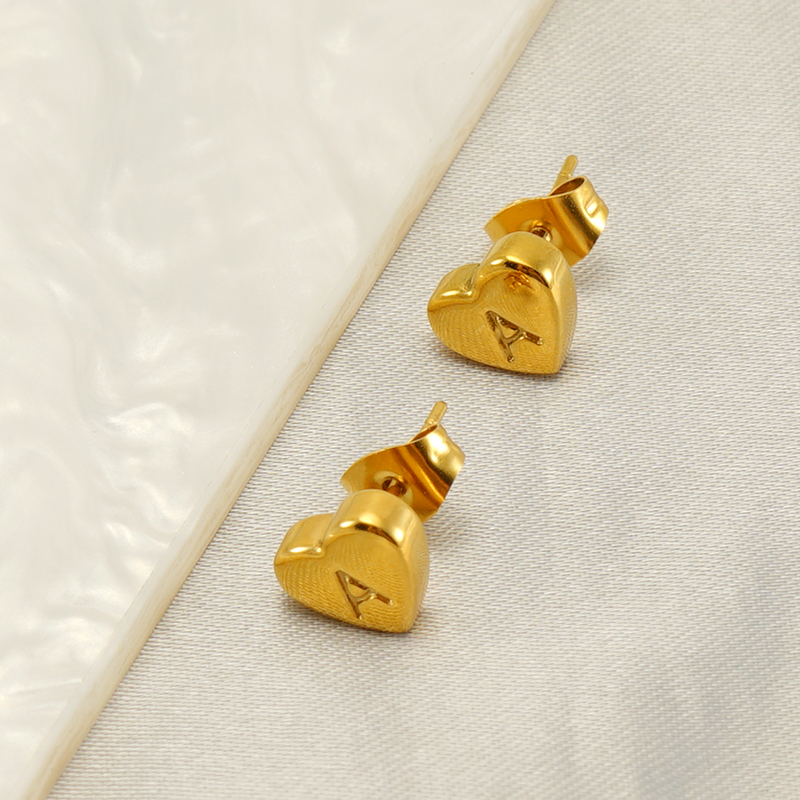 Waterproof Non Tarnish Letter Stud Earrings For Women With 18K Gold Plated PVD Coated 304 Stainless Steel 4