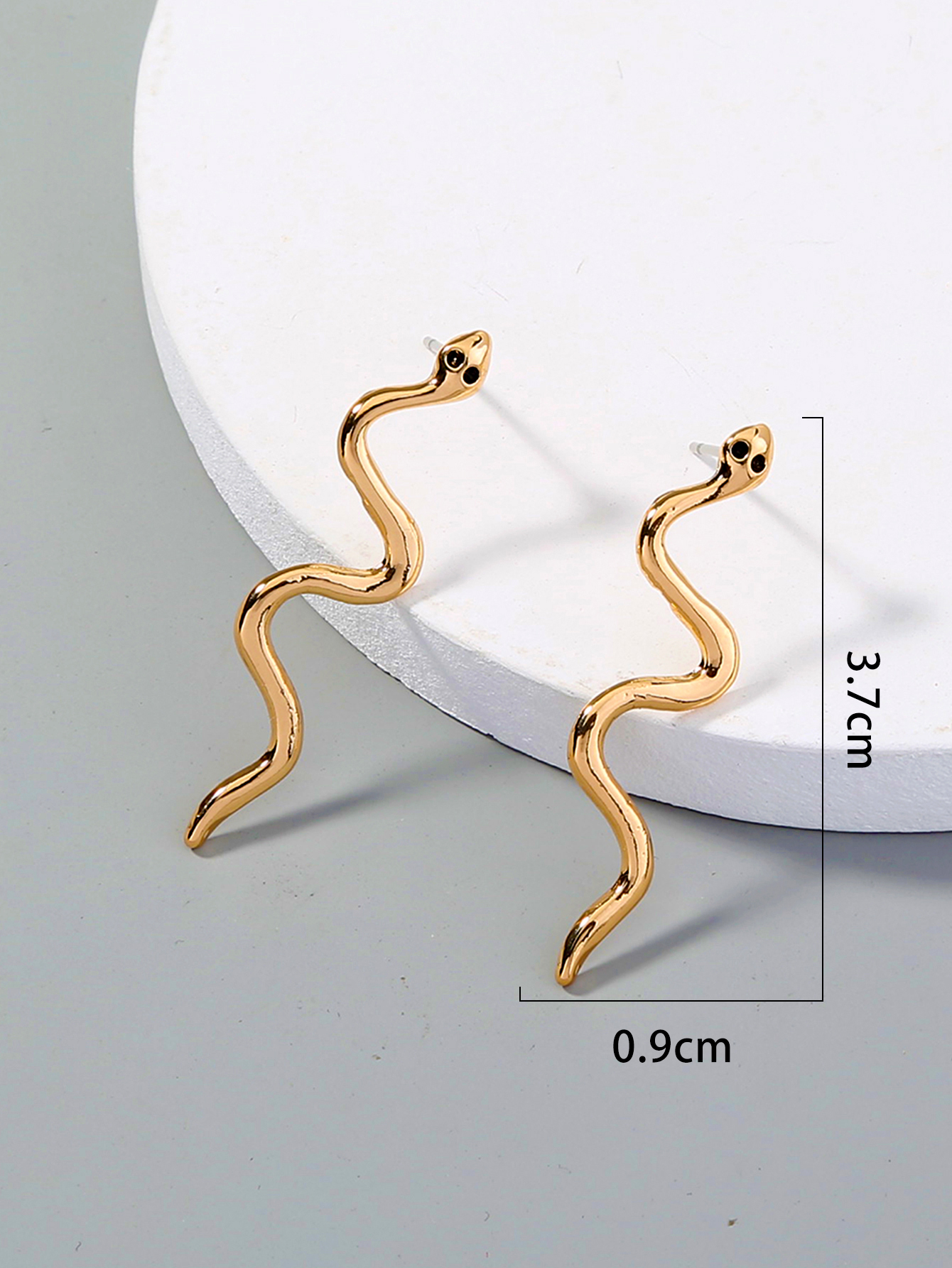 Fashion Gold Plated Steel Snake Stud Earrings For Women With Pearl Inlay 2