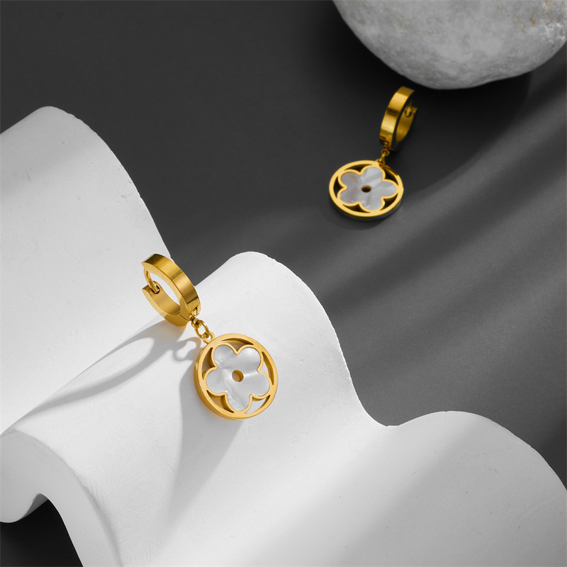 Women’s Hollow Out Flowers Ear Cuffs In 304 Stainless Steel With 18K Real Gold Plated And PVD Coated Finish Featuring Acrylic Inlay 4
