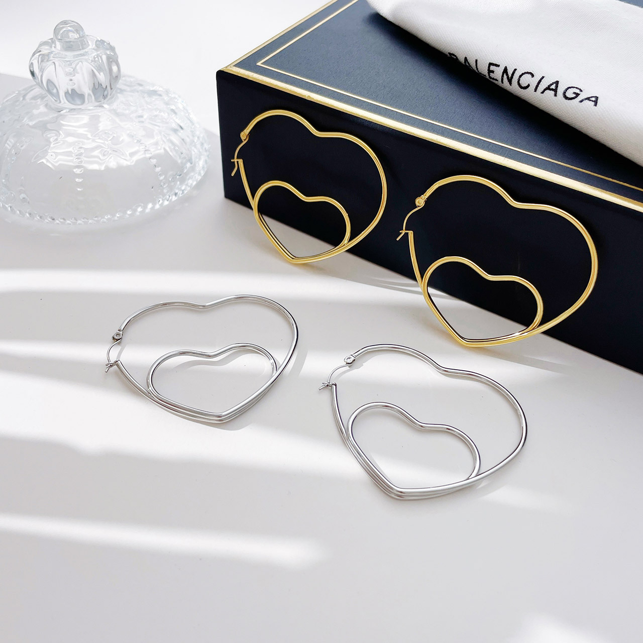 Heart Shape Electroplated Earrings For Women In 304 Stainless Steel With Real Gold PVD Coating And 0.03µm-0.05µm Plating Thickness 2