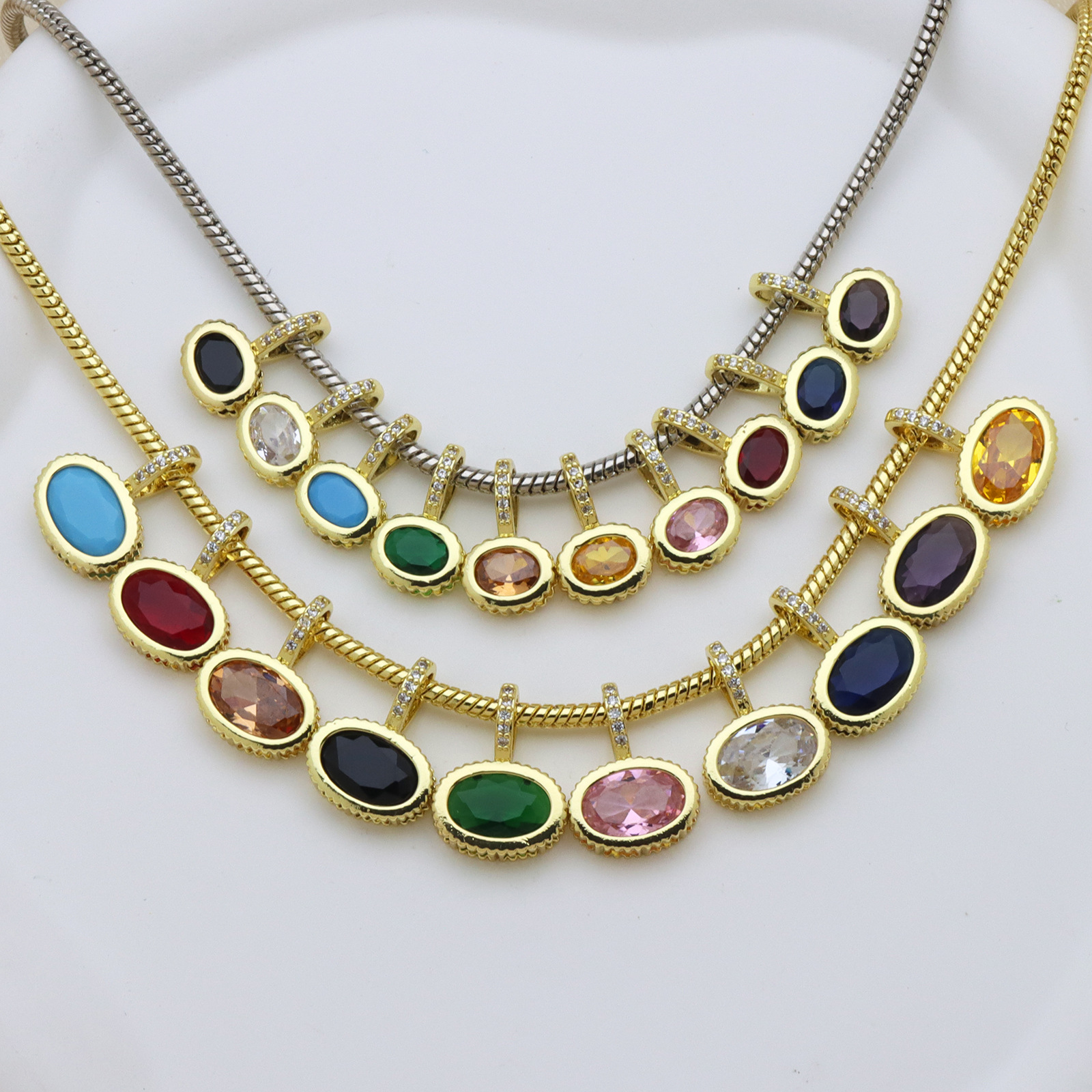 Oval Copper Pendant With 18K Real Gold Plating And Zircon Inlay In Simple Style, Gold Color