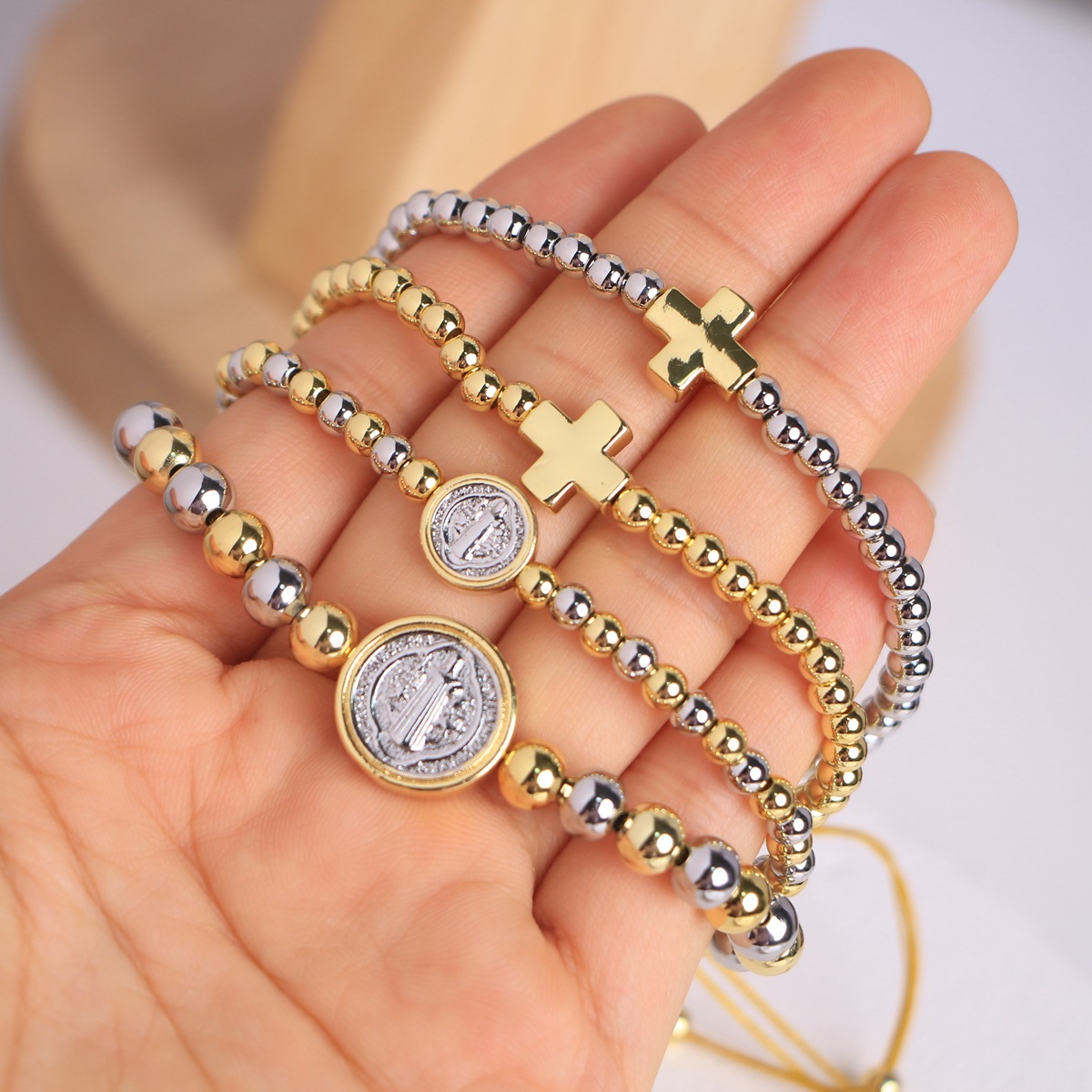 18K Gold Plated Symbol Cross Bracelet Jewelry Unisex Design Suitable For Anniversary Celebrations