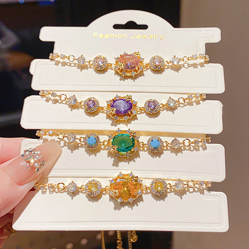 18K Gold Plated Zircon Oval Pull Out Style Bracelet Luxury Sensation Fashionable Women's Jewelry Geometric Pattern Copper
