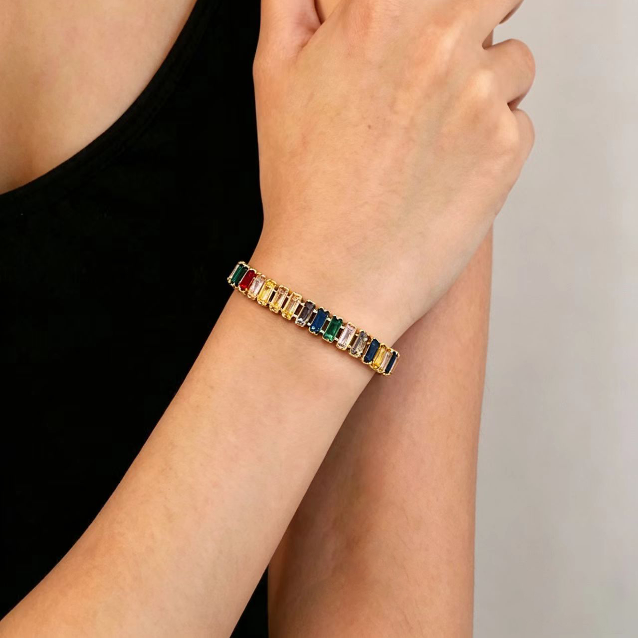 Asymmetrical Rectangle Bracelets For Women In Copper With Golden Plated Water Plating And Zircon Inlay On Figaro Chain 3