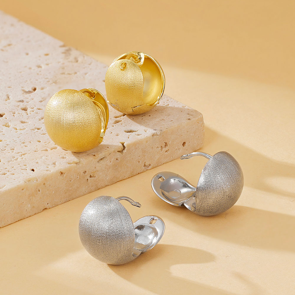 Brushed Balloons Stud Earrings In Copper With 18K Real Gold Plated Water Plating And 0.03µm Thickness 4
