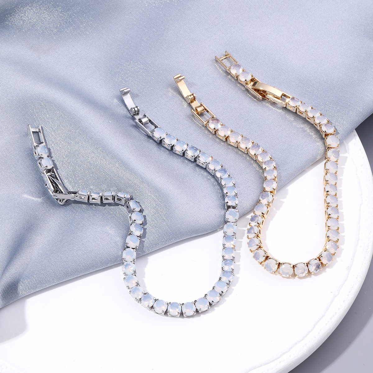 Geometric Copper Bracelets For Women With Polished Design Featuring 18K Gold Plated Finish And Zircon Inlay