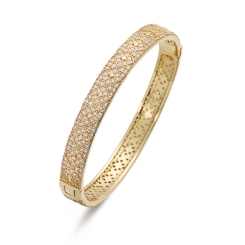 Copper Inlaid Zircon Starry Sky Star Buckle Bracelet Star Heart Bangle 18K Gold Plated 8