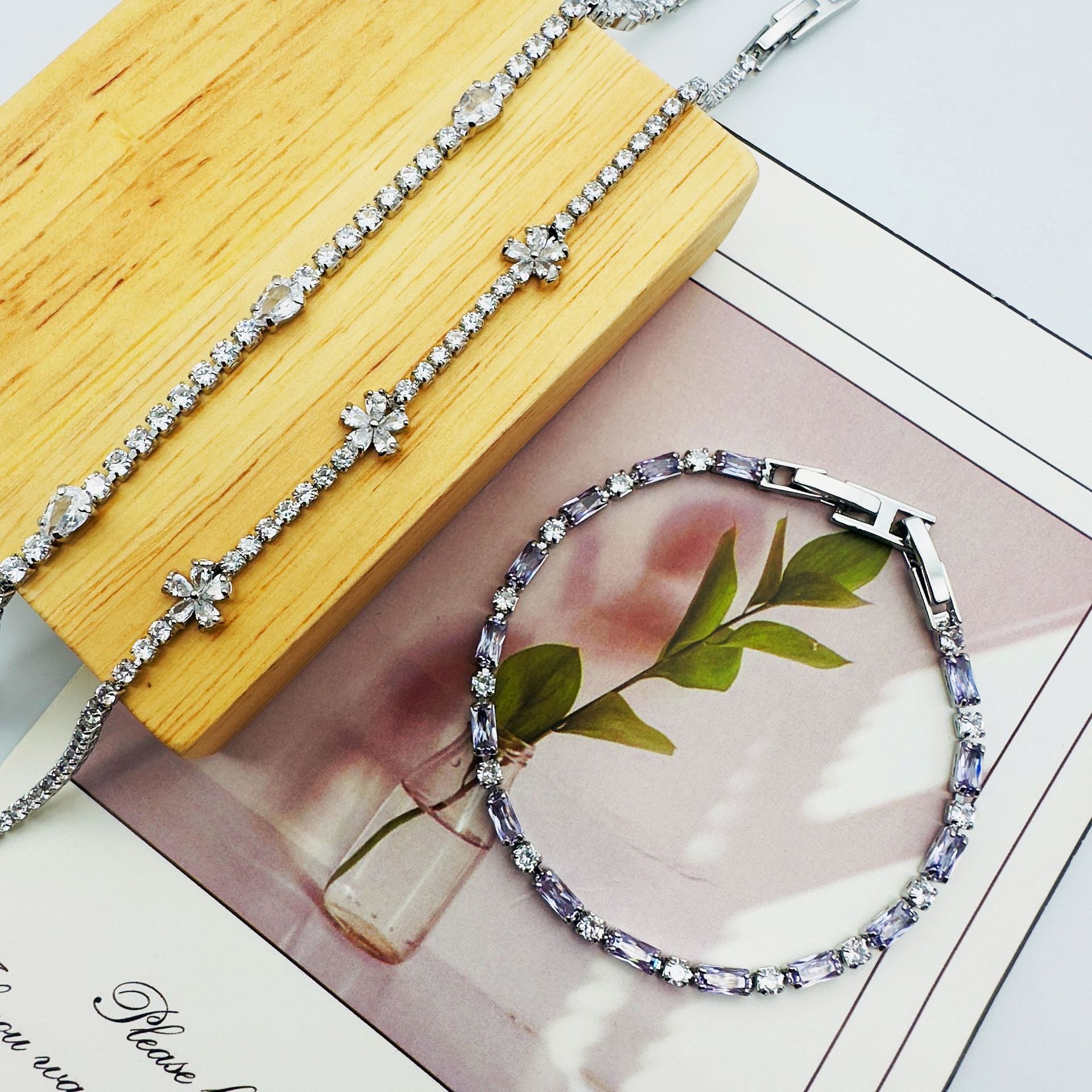 Sweet Couple Bracelets With Electroplated Copper And Zircon Inlay Featuring Elegant Flower Pattern 2