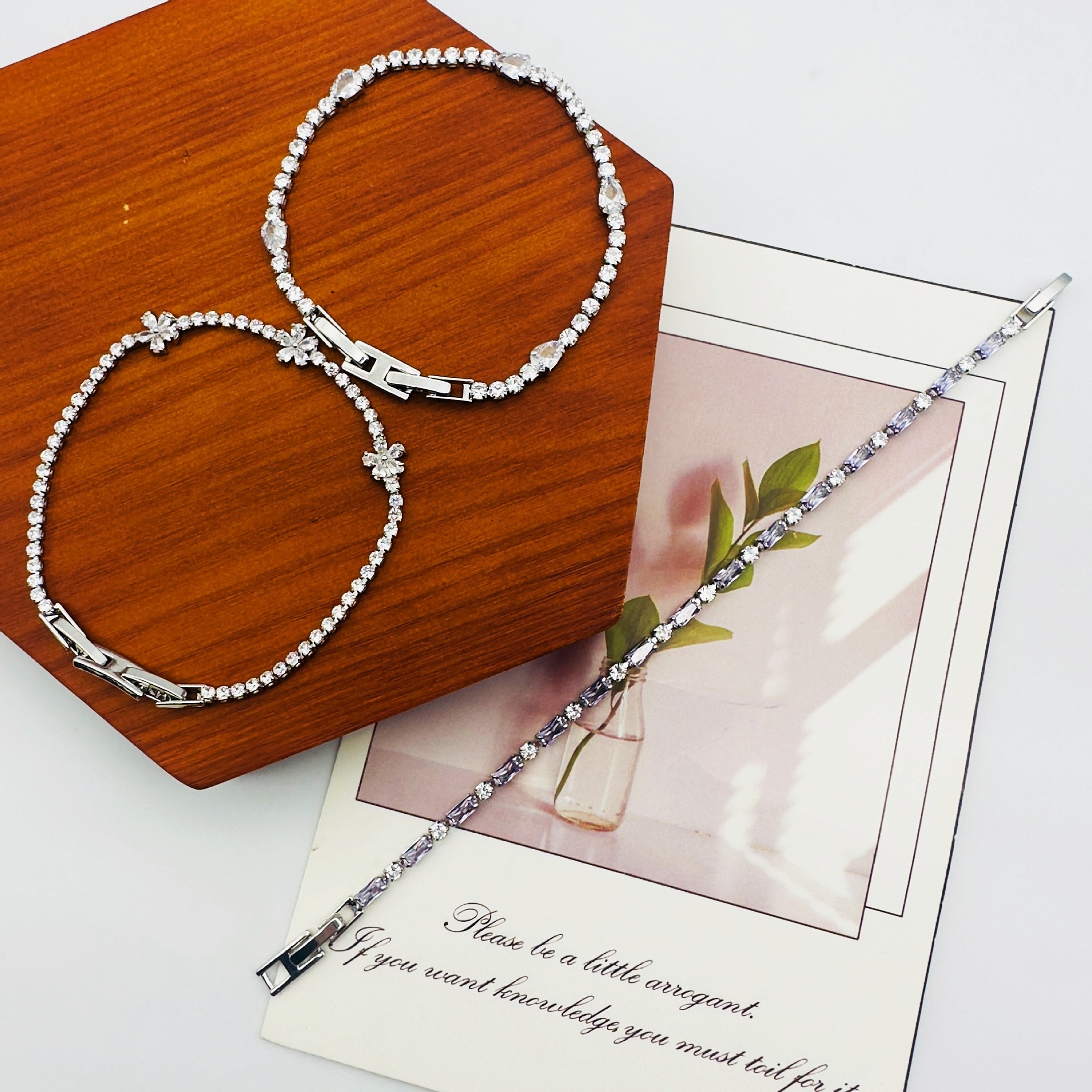 Sweet Couple Bracelets With Electroplated Copper And Zircon Inlay Featuring Elegant Flower Pattern 3