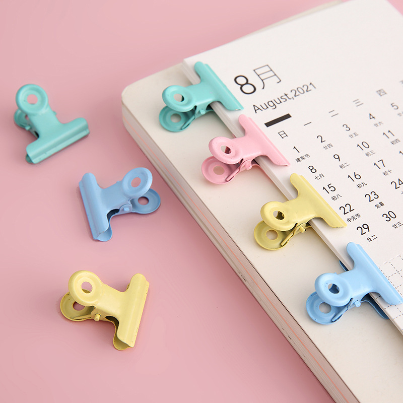 Solid Color Metal Long Tail Clip In Cartoon Style For School Use, Perfect Christmas Gift