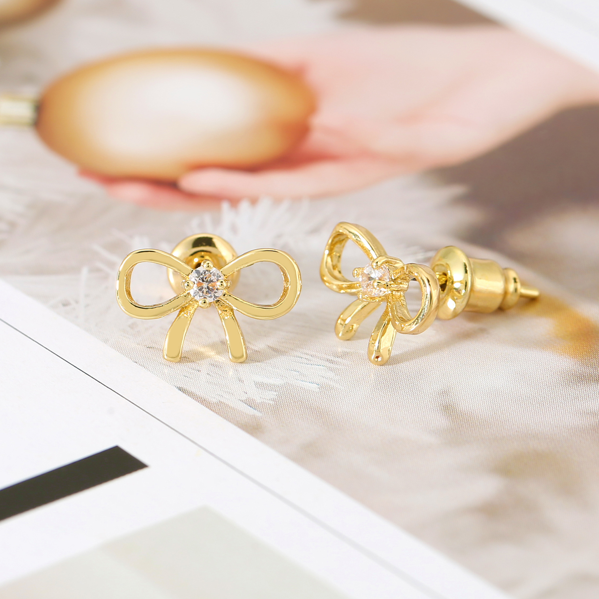 Cute Bow Tie Stud Earrings For Women With Copper Posts And Rhinestone Inlay 3