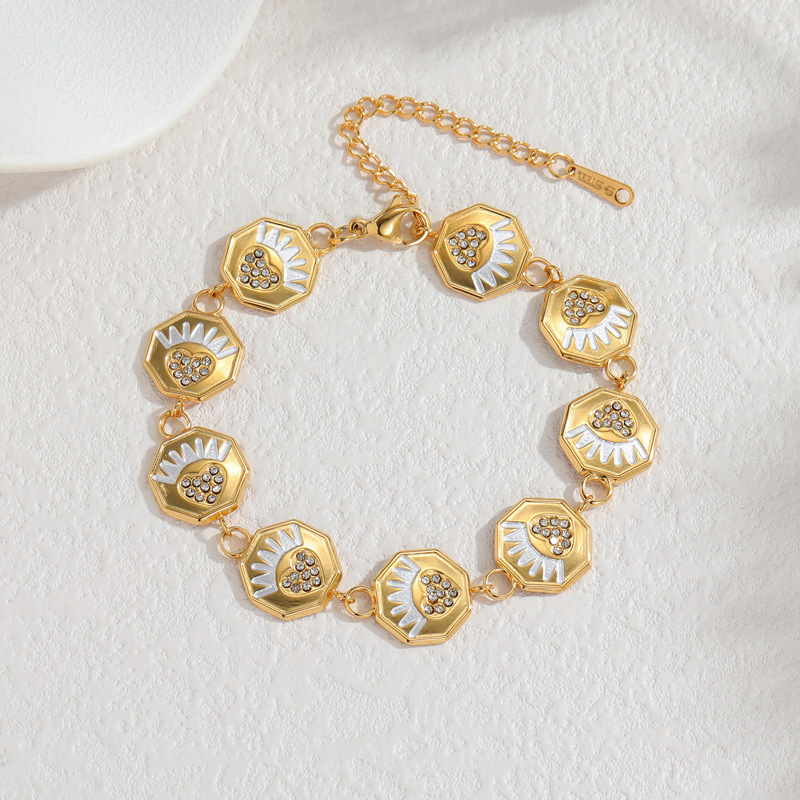 Daisy Bracelet For Women In 304 Stainless Steel With 18K Real Gold Plated Electroplated Finish 3
