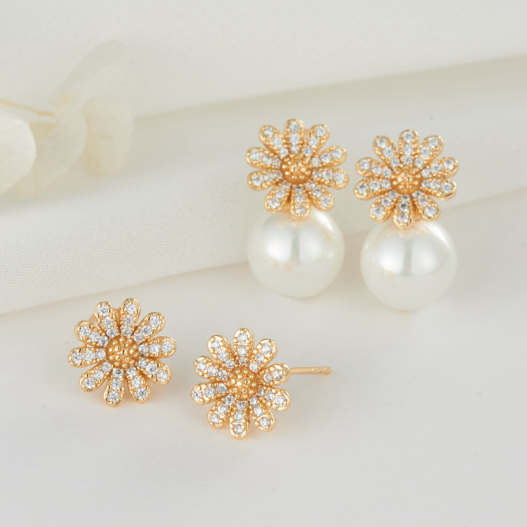 Daisy Stud Earrings For Women With 925 Sterling Silver Posts And Copper Base Inlaid With Rhinestones