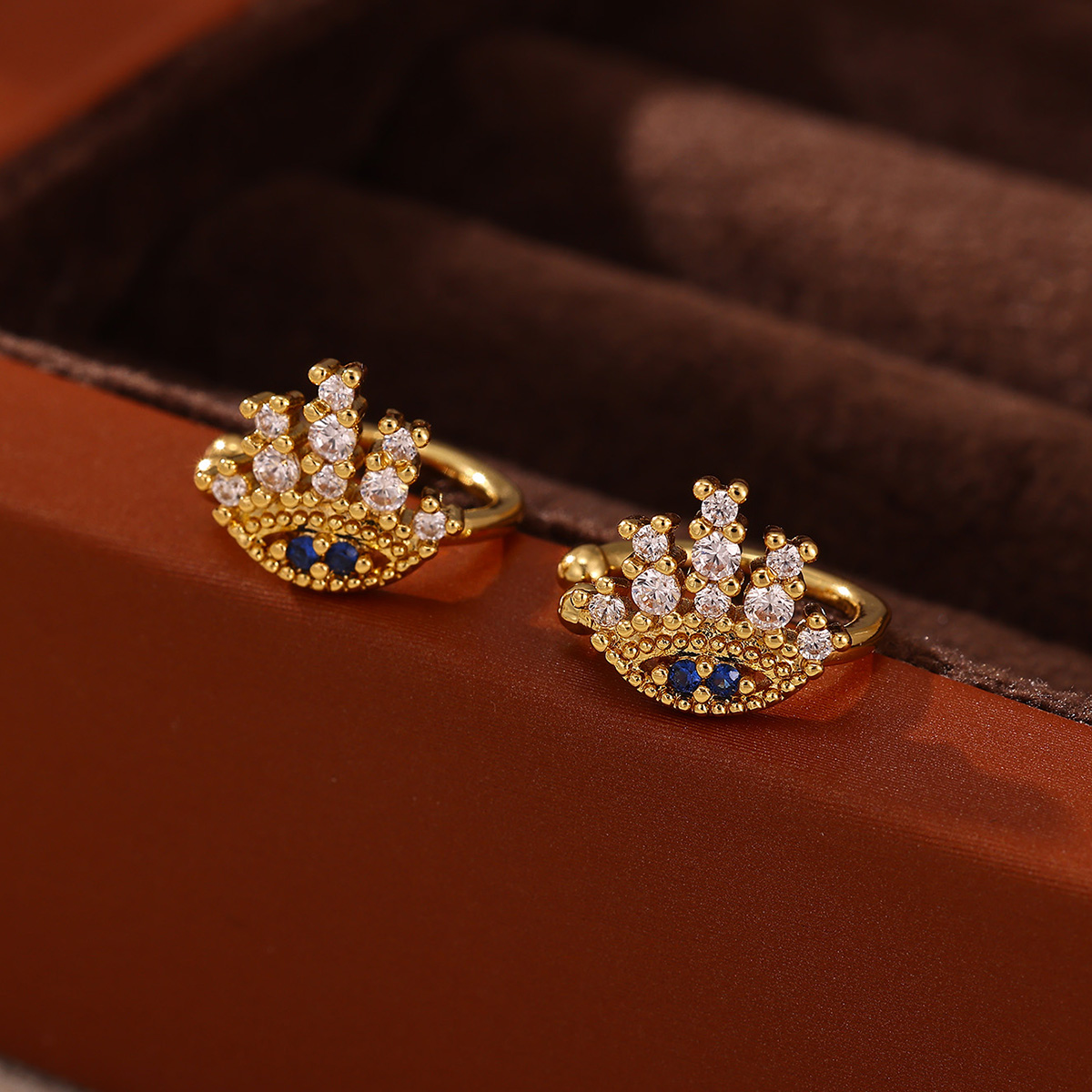 Devil's Eye Clip Earrings For Unisex, Copper With 18K Real Gold Plated Water Plating, Claw Setting Featuring Zircon Inlay