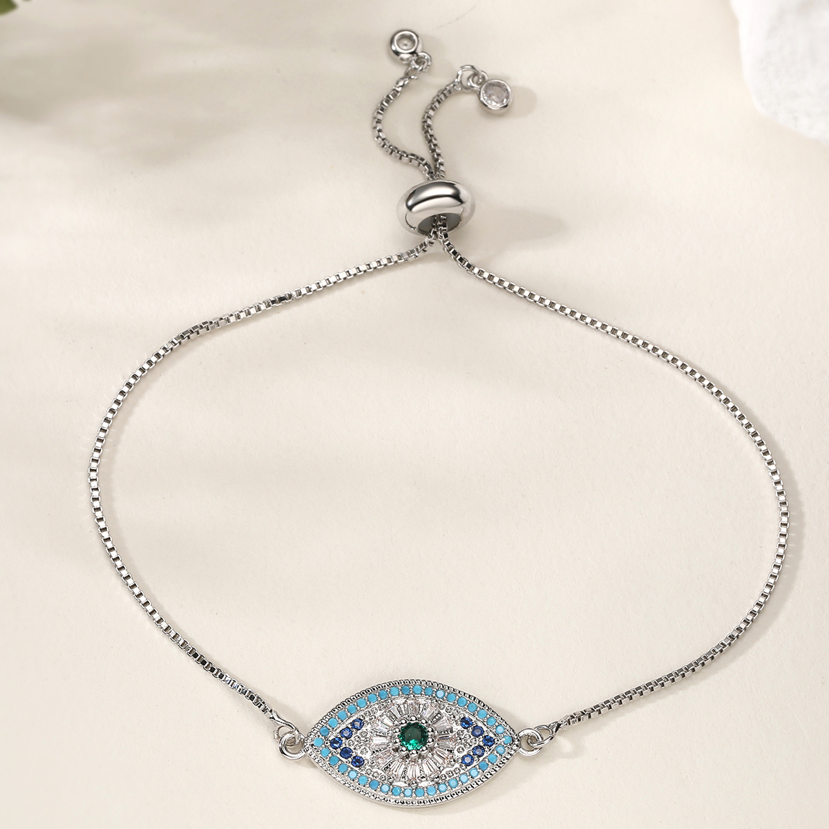 Devil's Eye Micro-Pave Bracelet For Women In Copper With 18K Real Gold Plated Water Plating And Zircon Inlay, Featuring Box Chain 3