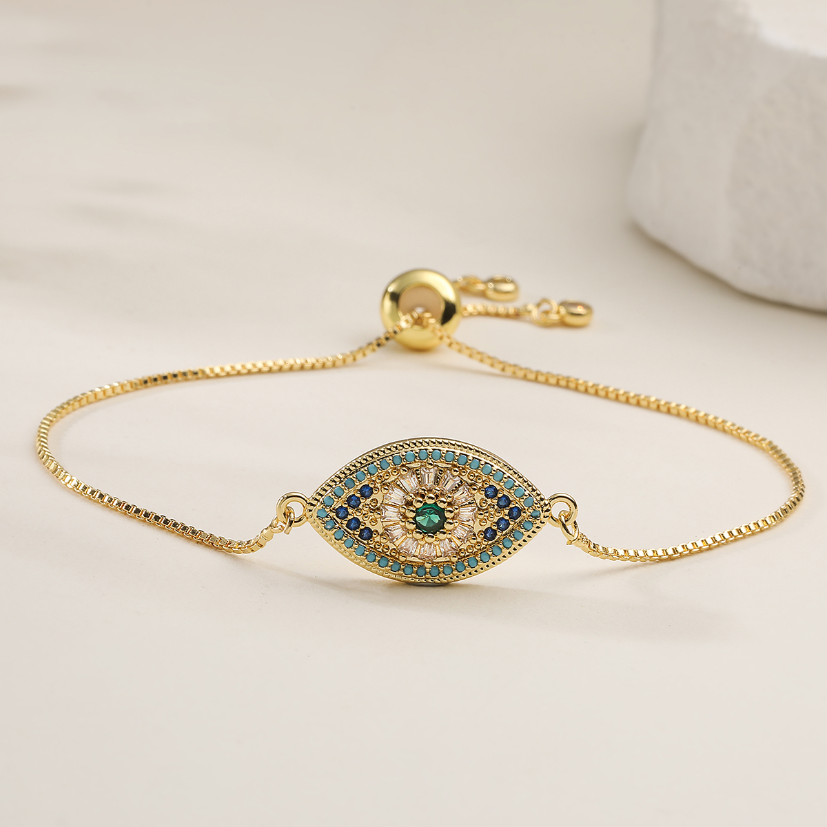 Devil's Eye Micro-Pave Bracelet For Women In Copper With 18K Real Gold Plated Water Plating And Zircon Inlay, Featuring Box Chain 4