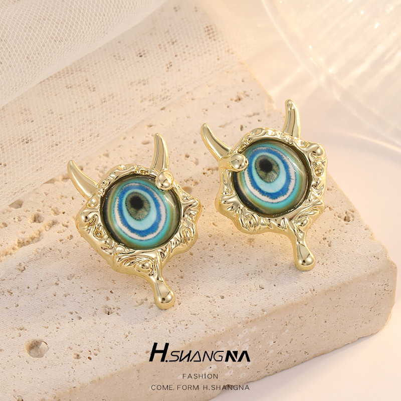 Devil's Eye Stud Earrings For Women With 925 Sterling Silver Posts, Copper Base, And 14K Real Gold Plated Epoxy Resin Inlay 3