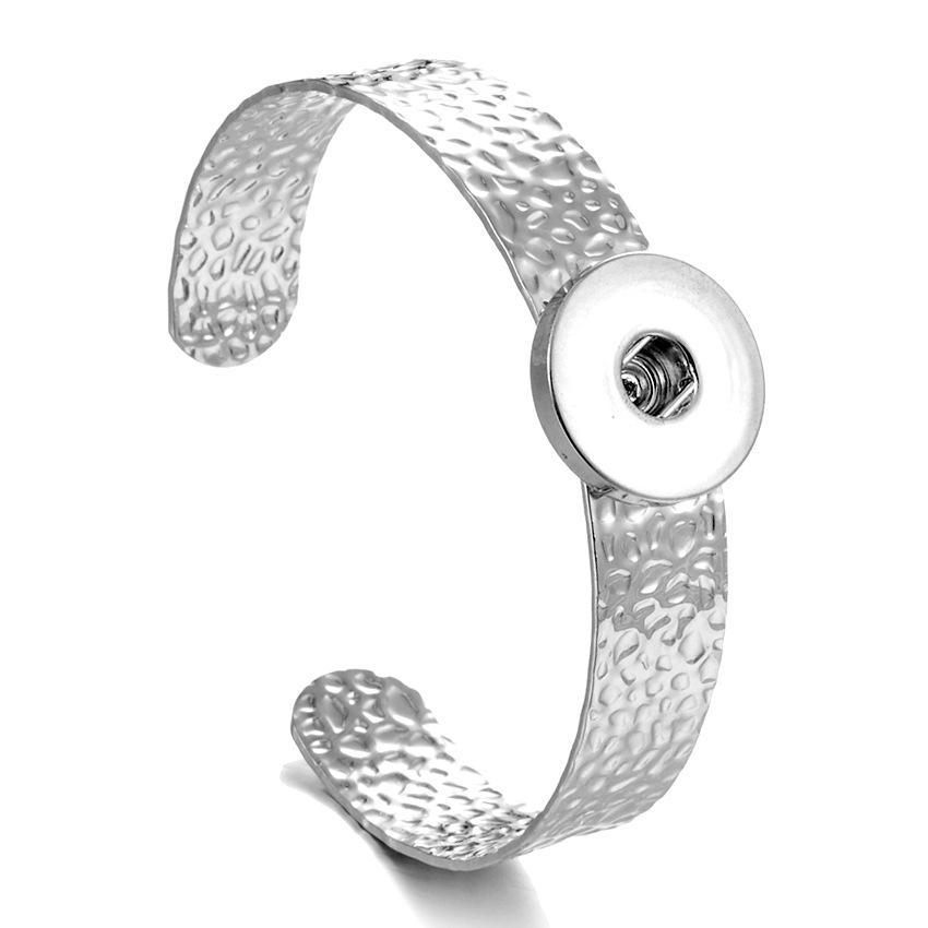 Electroplated Copper Bangle Featuring Snap Jewelry Design 2