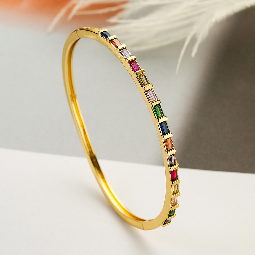 Geometric Copper Bangle For Women Featuring Zircon Inlay And 18K Gold Plated Design 2