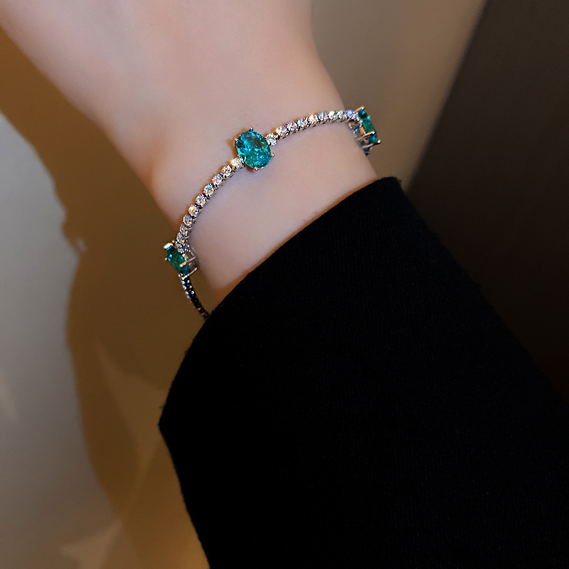 Women’s Copper Bracelet Featuring Flower Design With Zircon Inlay, 1 Piece 5
