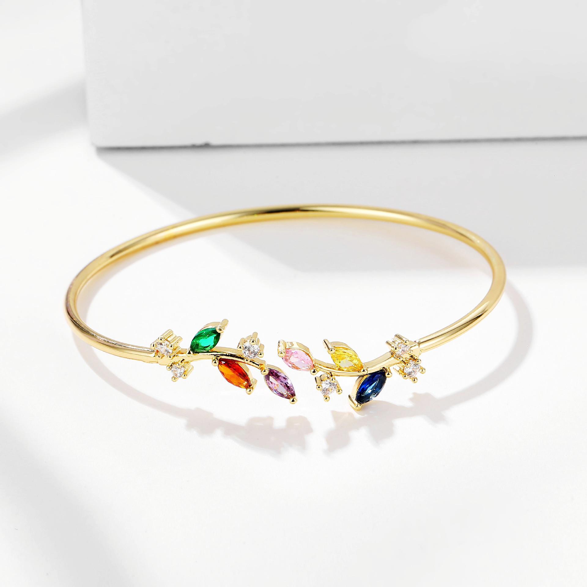 Geometric Copper Bangle For Women Featuring Electroplated Design With Artificial Gemstones Inlay