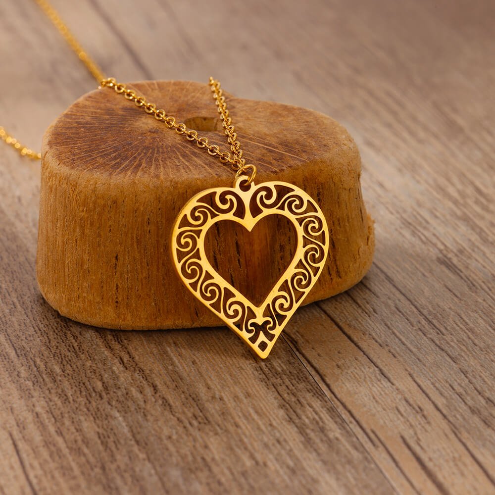 304 Stainless Steel Copper Rainbow Heart Shape Flower Zircon 18K Real Gold Plated Elegant Simple Style Plating Hollow Out Cuban Link Chain Curb Chain Paperclip Chain Lobster Trigger Clasp Closure Pendant Necklace 5