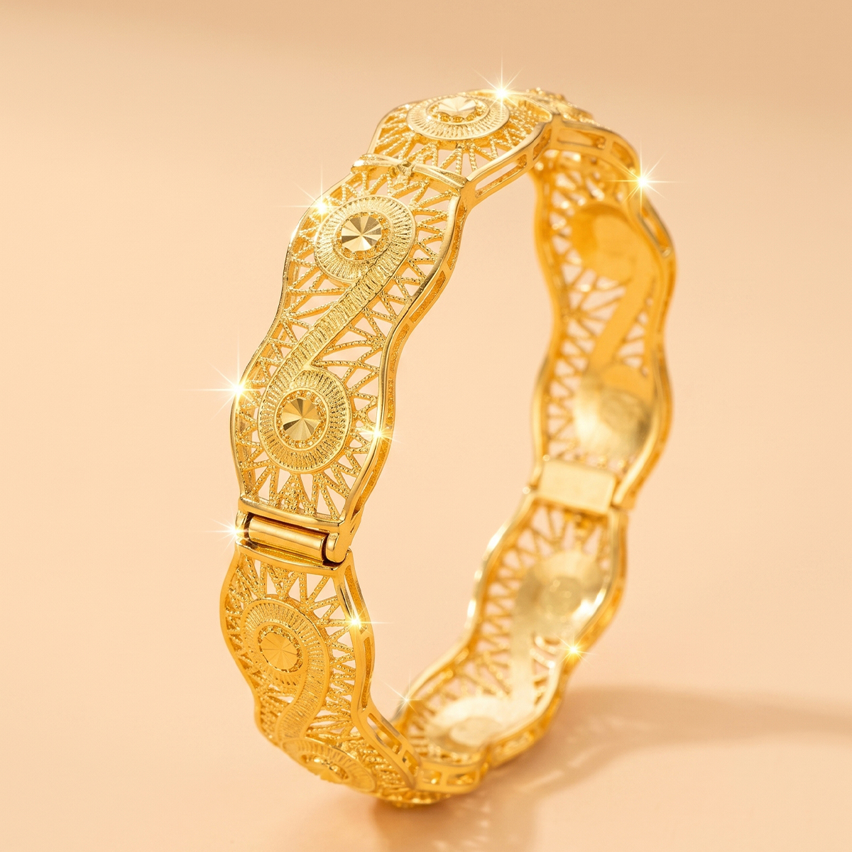 Handmade Solid Color Bangle For Women, Copper Material With Golden Plated Water Plating And 0.03µm Coating Thickness