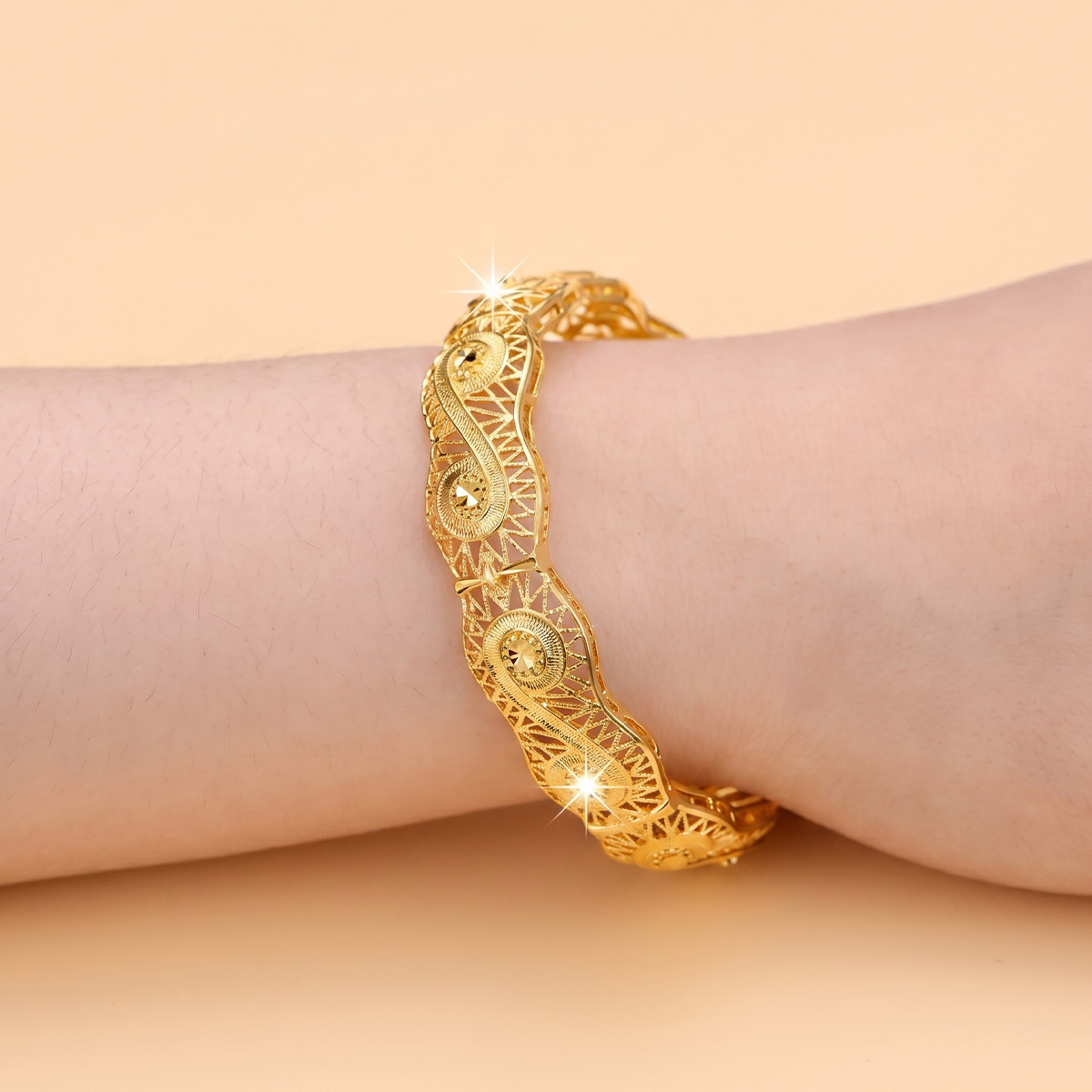 Handmade Solid Color Bangle For Women, Copper Material With Golden Plated Water Plating And 0.03µm Coating Thickness 4