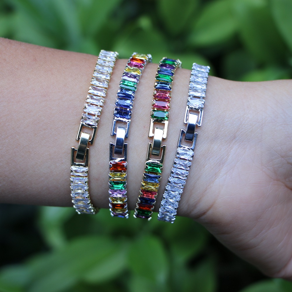 Geometric Copper Bracelet For Women Featuring Electroplated Design With Artificial Gemstones, Ideal For Anniversary