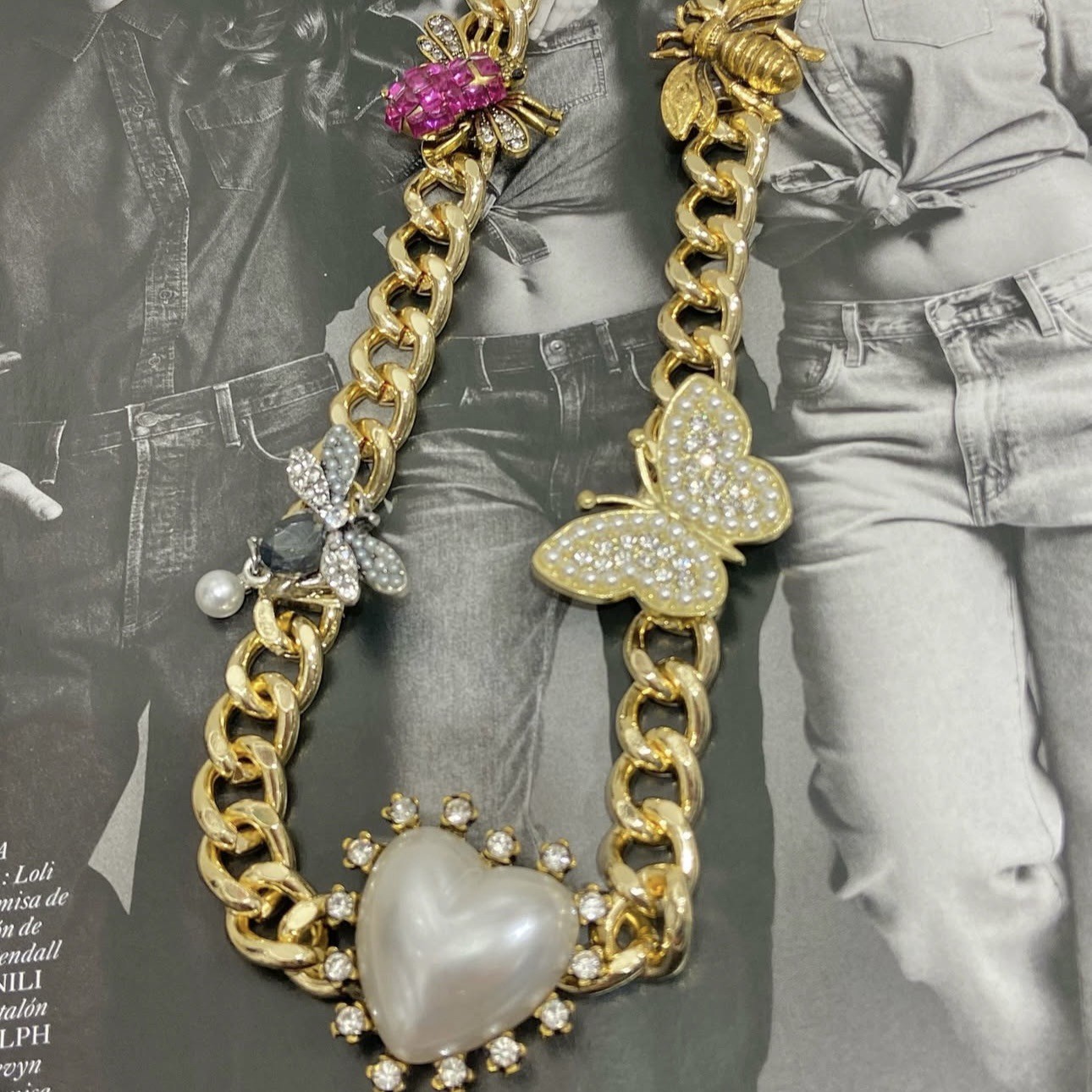 Explosions Necklace Love Necklace Big Heart Bee Butterfly Necklace High-grade Retro Light Luxury Necklace 2