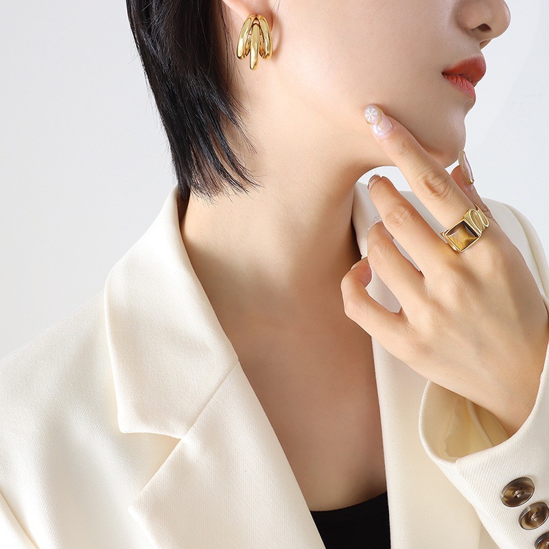 Geometric Hoop Earrings For Women Featuring Electroplated Design With 304 Stainless Steel Posts And 18K Gold PVD Vacuum Plating 3